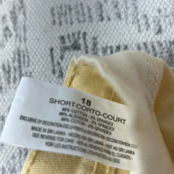 Gloria Vanderbilt Yellow Amanda Jeans Sz 18 Short - Picture 11 of 11